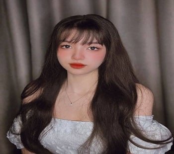 มีเพศสัมพันธ์น้องสาวของเธอจากด้านหลัง