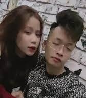 สาวสวย Vanna Bardot รู้สึกทึ่งกับความน่าดึงดูดใจของไก่ตัวใหญ่