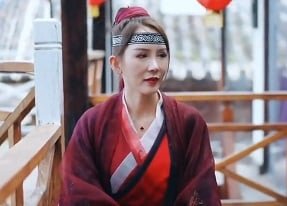 มีความอยากสำหรับสาวสวยในโมเต็ลตอนกลางคืน