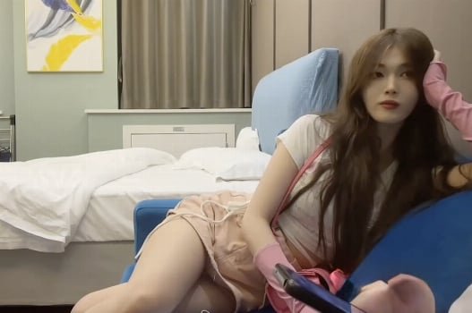 Shen Nana และเพื่อนร่วมชั้นโยคะของเขามีเพศสัมพันธ์